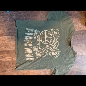 Uprisers world cropped Tshirt